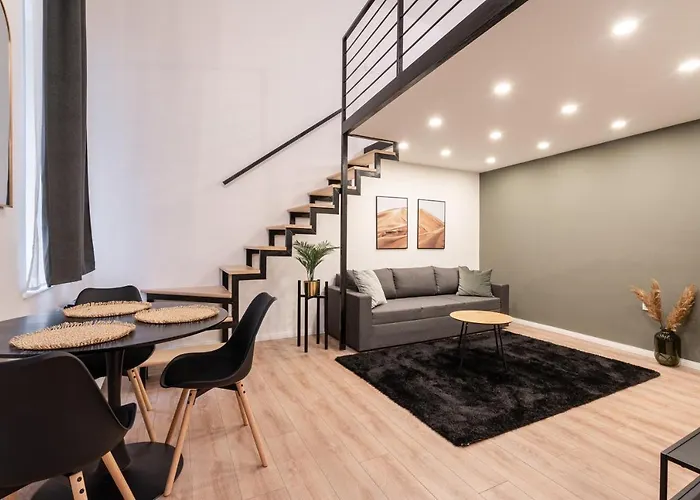D24 - Historic Quarter Design Loft - Best Location By Bqa